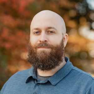 portrait-thomas-blue