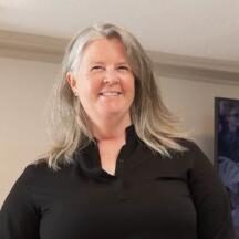 profile-elizabeth-evans